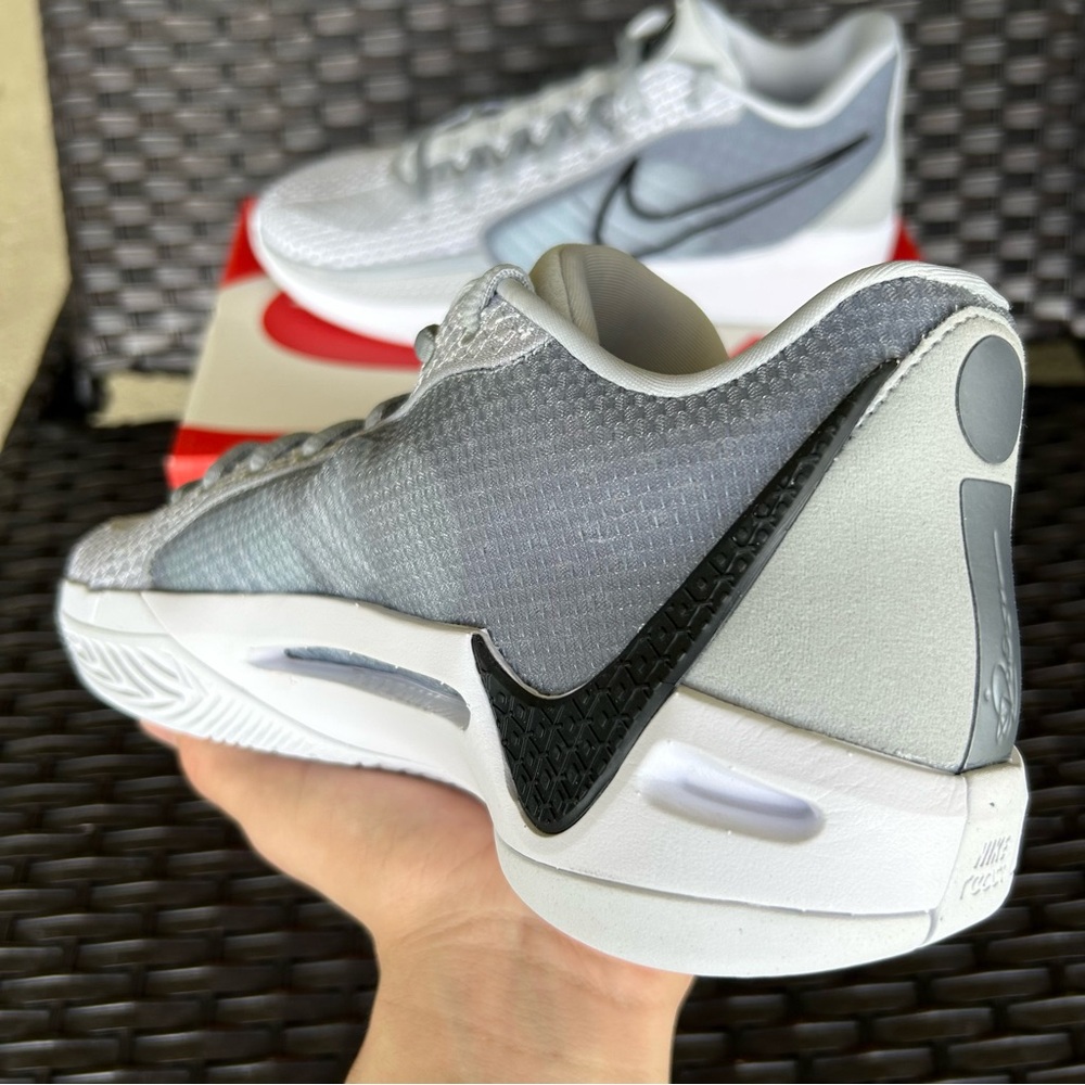 NIKE SABRINA 1 TB PROMO WOLF GREY - WOMENS 10 / MENS 8.5 - Picture 4 of 5